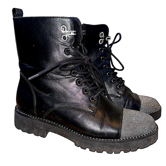 Shoes - NWOT Women’s EU 39 chunky heel glitter boots